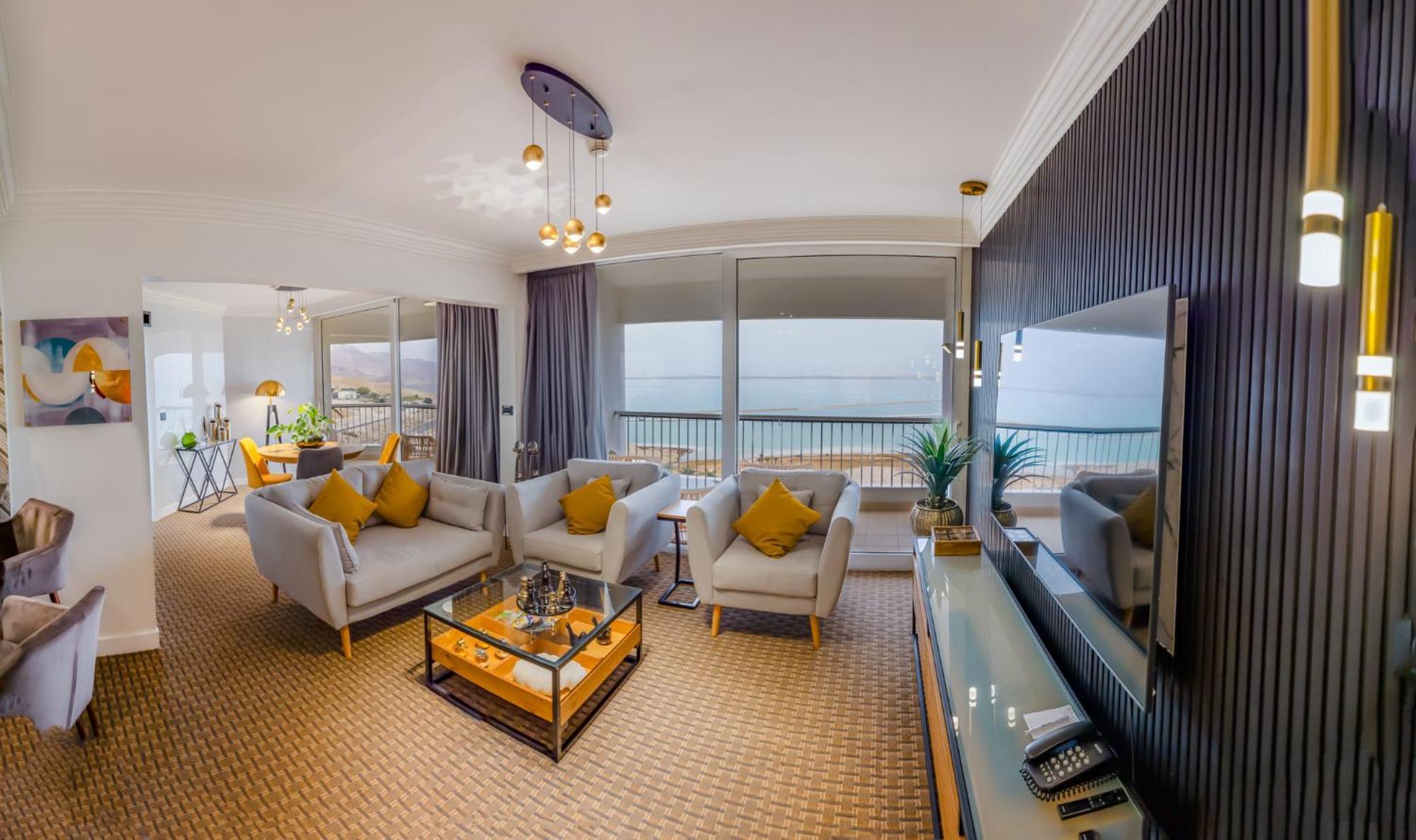 David Dead Sea Resort&Spa Ein Bokek Exteriör bild A living room in a hotel