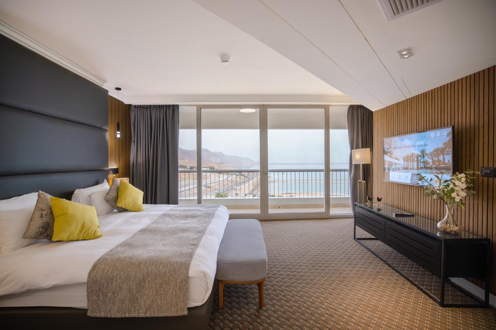 David Dead Sea Resort&Spa Ein Bokek Exteriör bild Deluxe Room