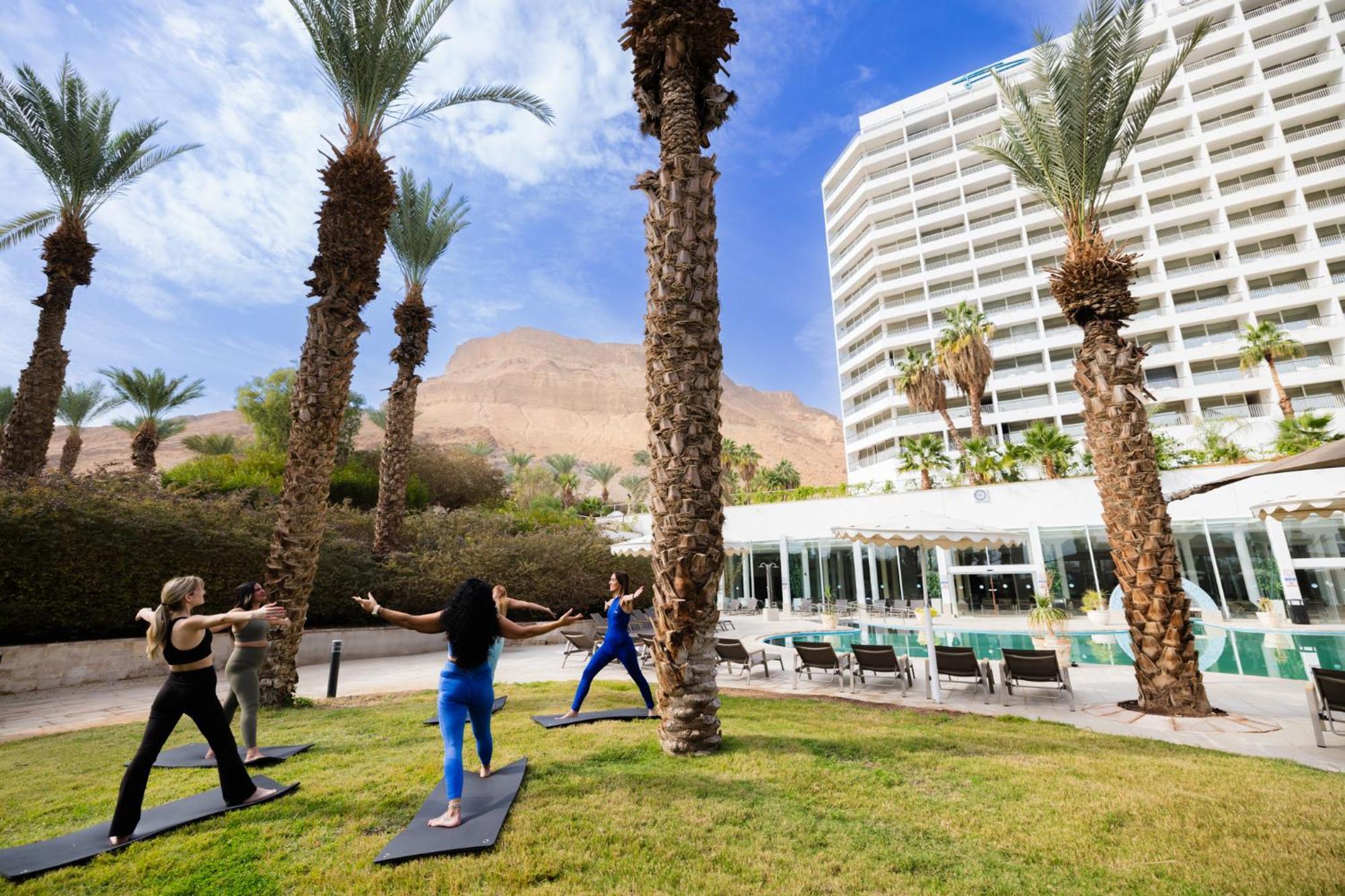 David Dead Sea Resort&Spa Ein Bokek Exteriör bild The Dead Sea Spa Resort